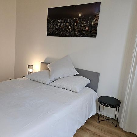 Appartement A Paris Clichy Екстериор снимка